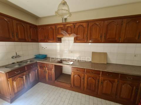 Apartamento t3 no centro de macedo de cavaleiros