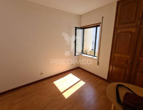 Apartamento t2+1 no centro de macedo de cavaleiros