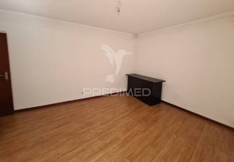 Apartamento t2+1 no centro de macedo de cavaleiros