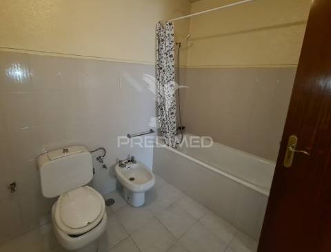 Apartamento t2+1 no centro de macedo de cavaleiros
