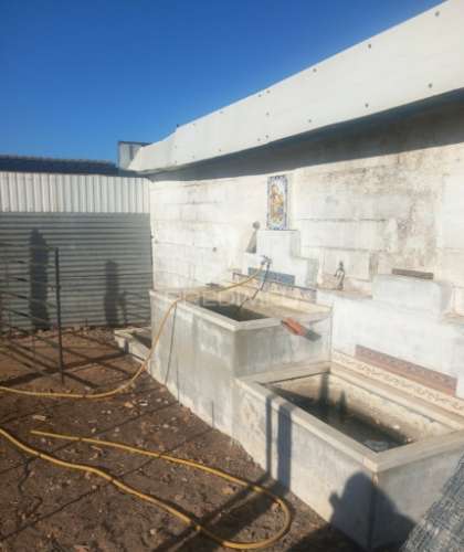 Quinta 2,5 hectares com moradia