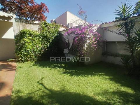 Moradia individual térrea t3 (suítes) em braga