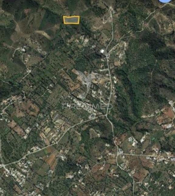 Terreno rustico no bico alto