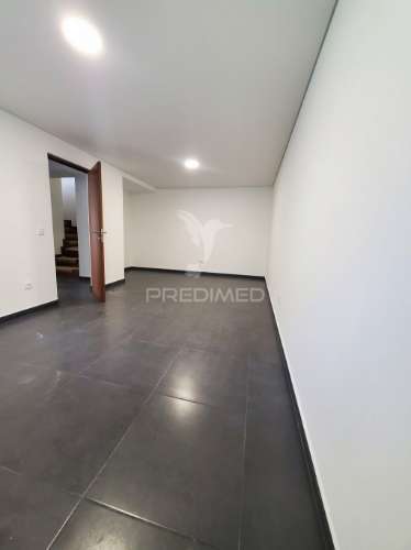 Moradia t3 nova nos maninhos, maia