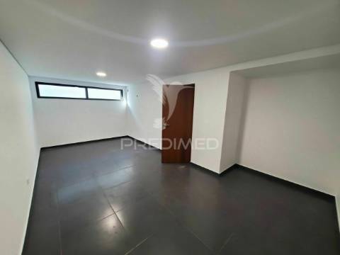 Moradia t3 nova nos maninhos, maia