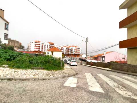 Lote terreno urbano | amadora