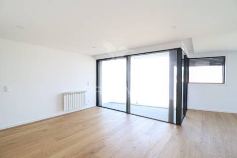 Apartamento t2 novo a minutos da praia em canidelo, vila nova de gaia