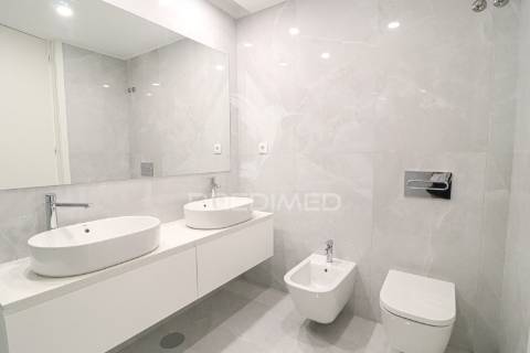 Apartamento t2 novo a minutos da praia em canidelo, vila nova de gaia