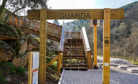 Moradia na aldeia dos trinta  - guarda, próximo da serra da estrela