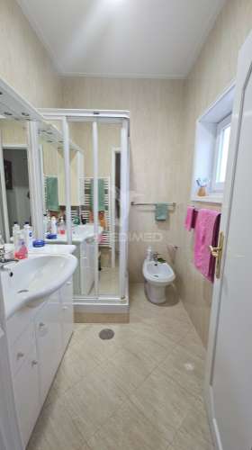 Moradia classica 4 quartos - recentemente remodelada