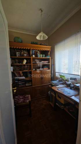 Moradia classica 4 quartos - recentemente remodelada