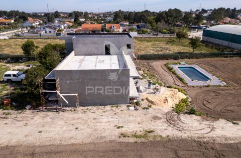 Quinta em fernão ferro