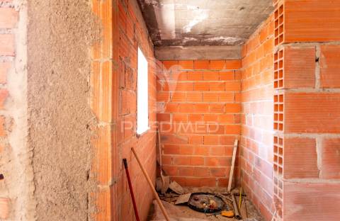 Quinta em fernão ferro