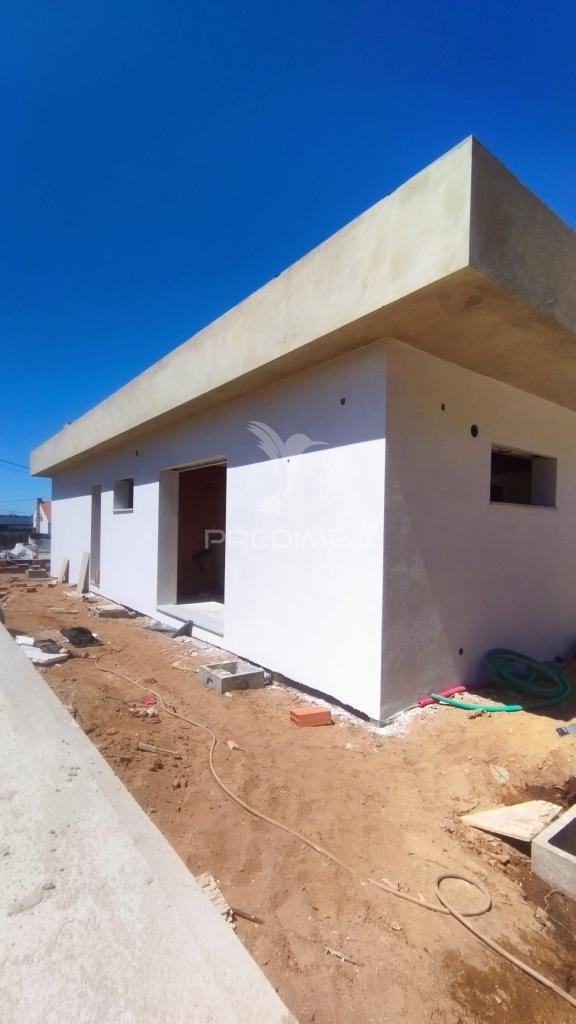Suíte, ar condicionado completo, cozinha totalmente equipada