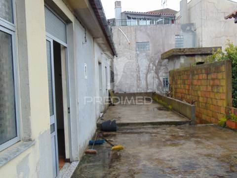 Moradia usada para recuperar em abaças