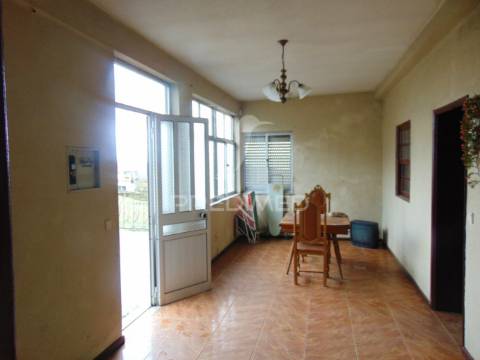 Moradia usada para recuperar em abaças