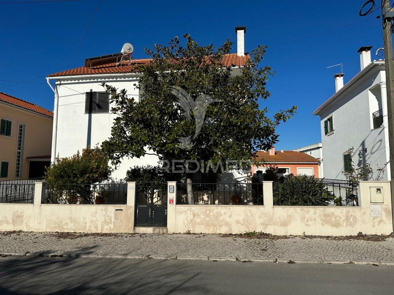 Moradia t5 em santarém