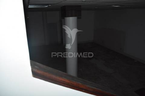 Prédio devoluto para reconstruir