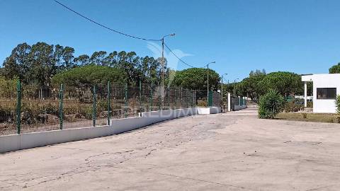 Vender armazém excelente localização em sintra