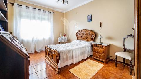 Moradia t6 em são mateus