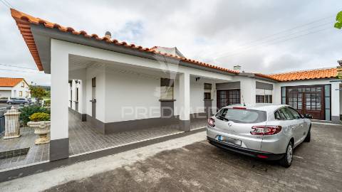 Moradia t6 em são mateus