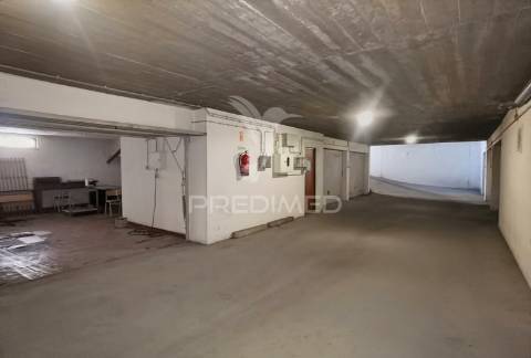 Lugar de garagem à venda no entroncamento