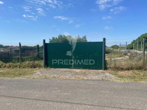 Moradia concelho da azambuja para remodelação