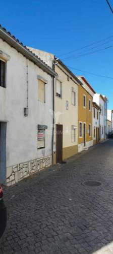 Moradia em montalvão