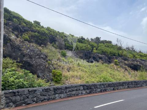 Terreno rústico, casteletes - urzelina