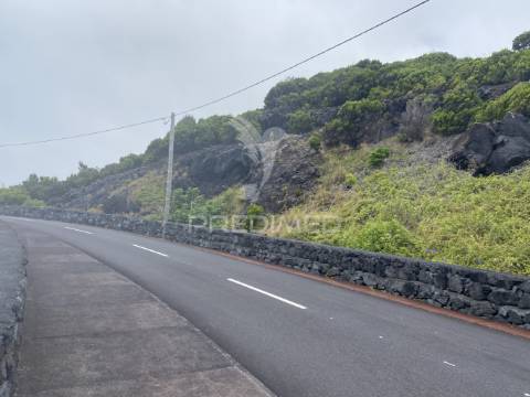 Terreno rústico, casteletes - urzelina