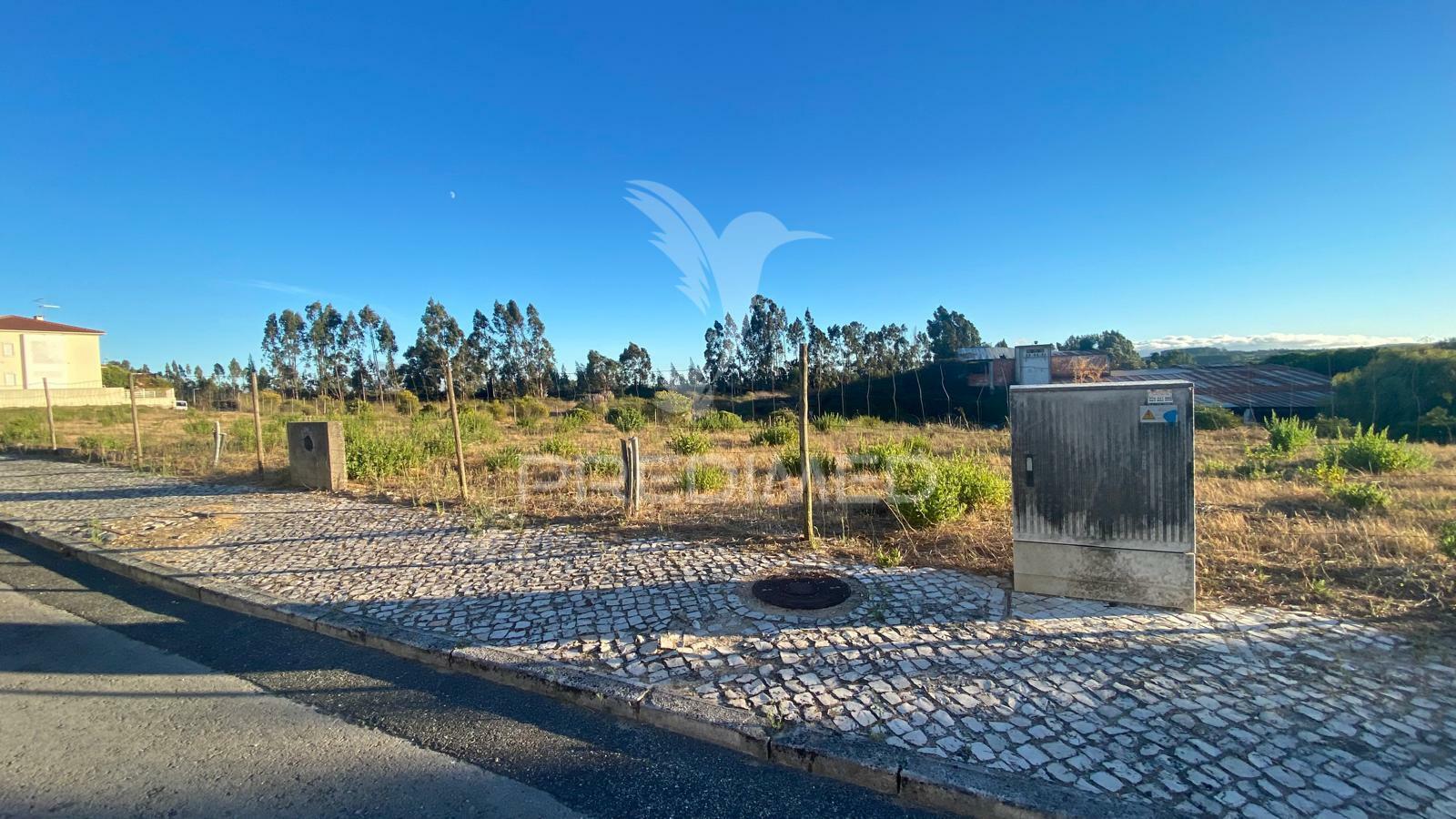 Lote de terreno para moradia