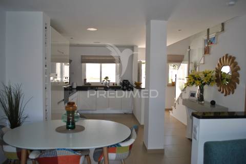 Fantástico duplex com vista para o oceano