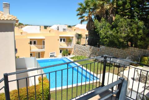 Fantástico duplex com vista para o oceano