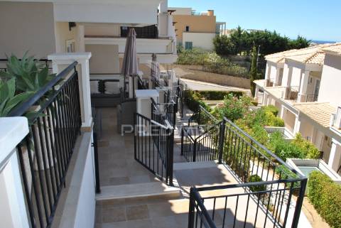 Fantástico duplex com vista para o oceano