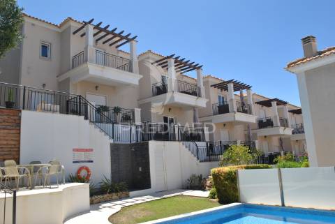 Fantástico duplex com vista para o oceano