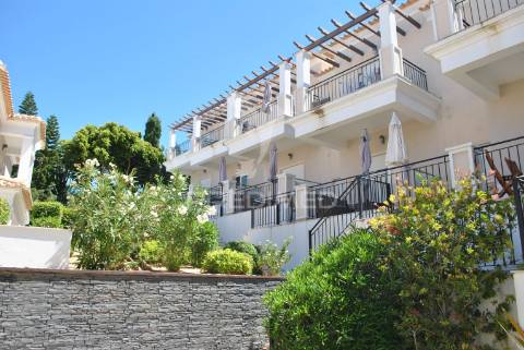 Fantástico duplex com vista para o oceano