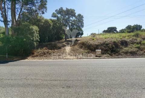 Terreno urbano com projeto aprovado para moradia de luxo - santarém