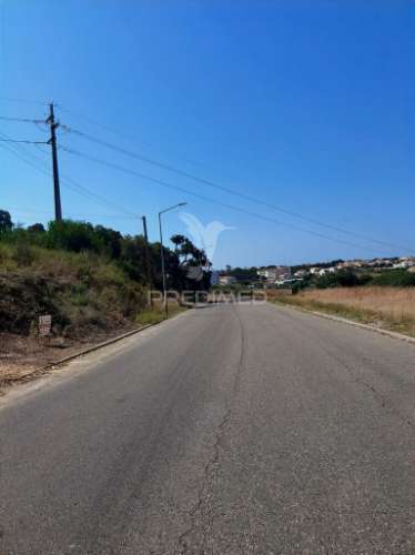 Terreno urbano com projeto aprovado para moradia de luxo - santarém
