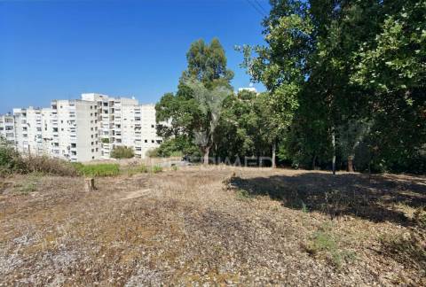 Terreno urbano com projeto aprovado para moradia de luxo - santarém