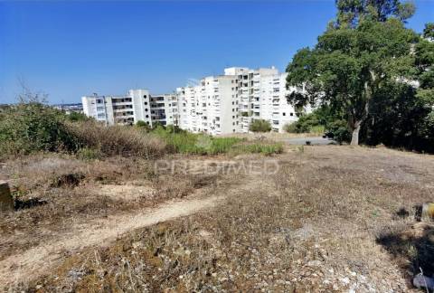 Terreno urbano com projeto aprovado para moradia de luxo - santarém
