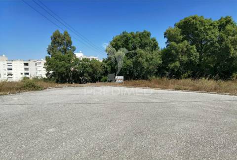 Terreno urbano com projeto aprovado para moradia de luxo - santarém