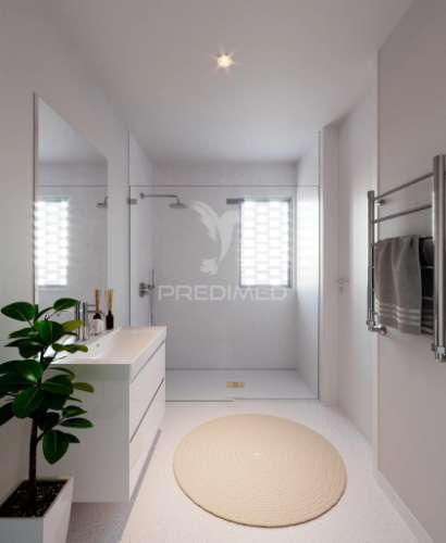 Apartamento t2 com varanda em zona nobre de sines