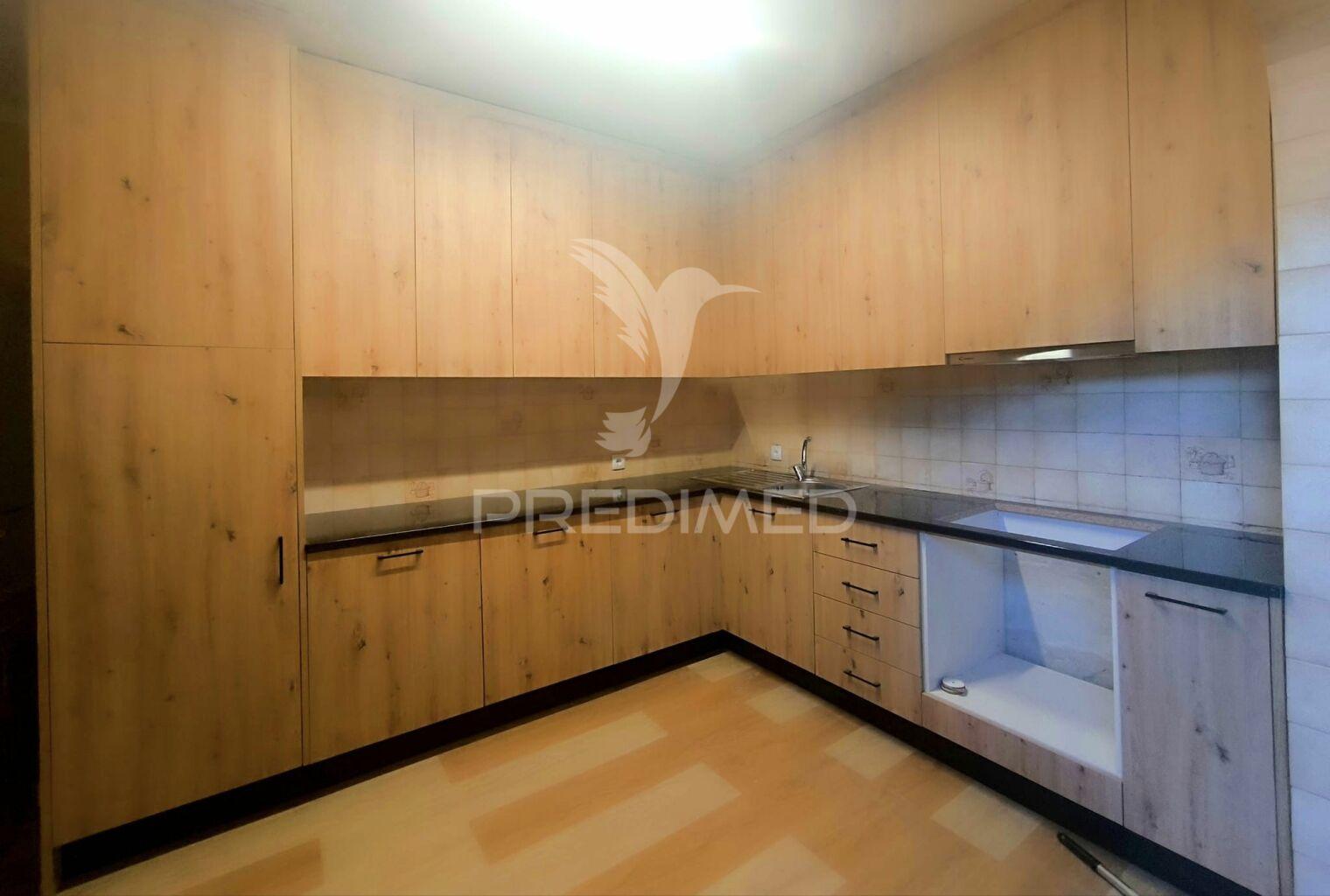 Moradia t3 para arrendamento - mobilada