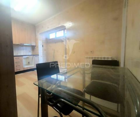 Moradia t3 para arrendamento - mobilada