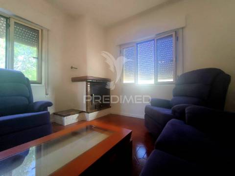 Moradia t3 para arrendamento - mobilada