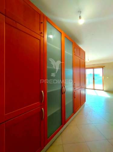 Apartamento t3 c/ terraço e garagem | mafra