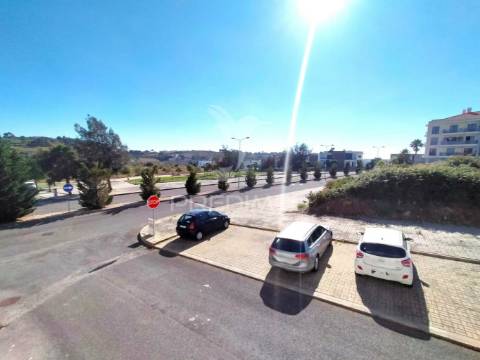 Apartamento t3 c/ terraço e garagem | mafra