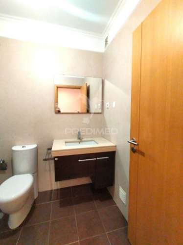 Apartamento t3 c/ terraço e garagem | mafra