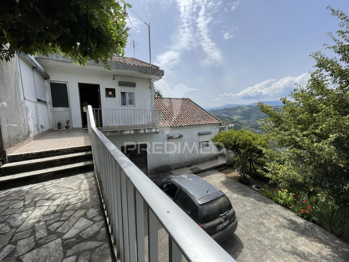 Quinta no alto douro vinhateiro