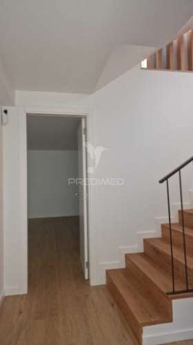 Moradia t3 com piscina em cascais